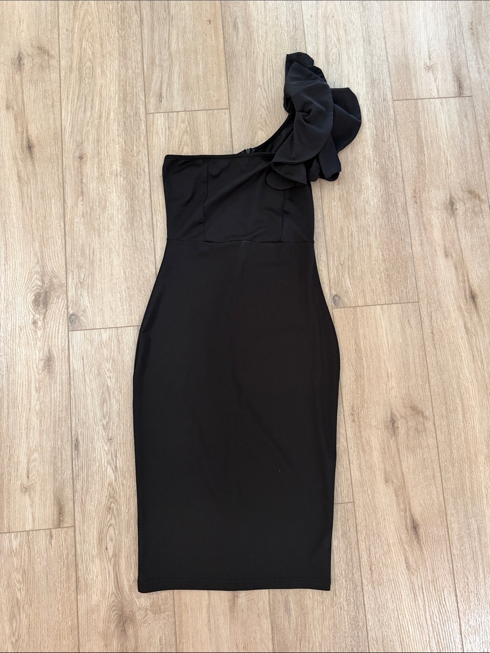 One-Shoulder Black Ruffle Sheath Dress